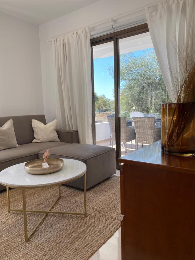 Phaedrus Living: City View Luxury Flat Androcleous Paphos Eksteriør bilde