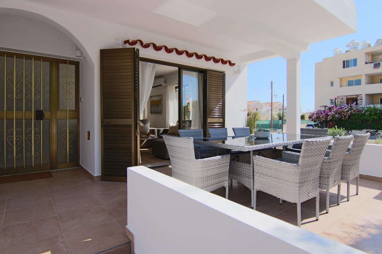 Phaedrus Living: City View Luxury Flat Androcleous Paphos Eksteriør bilde